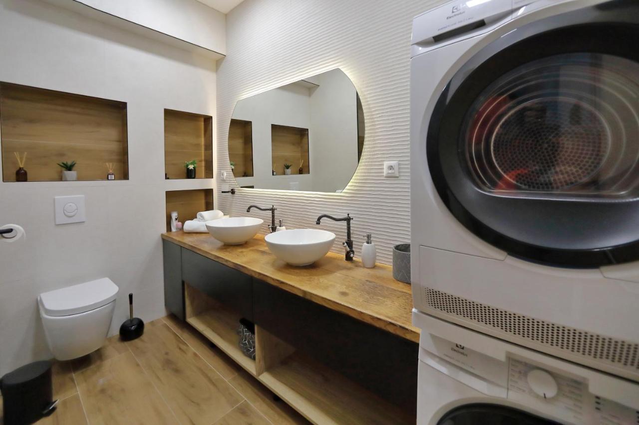Luxury Apartments Monika Near The Sea With Private Parking Bibinje Ngoại thất bức ảnh